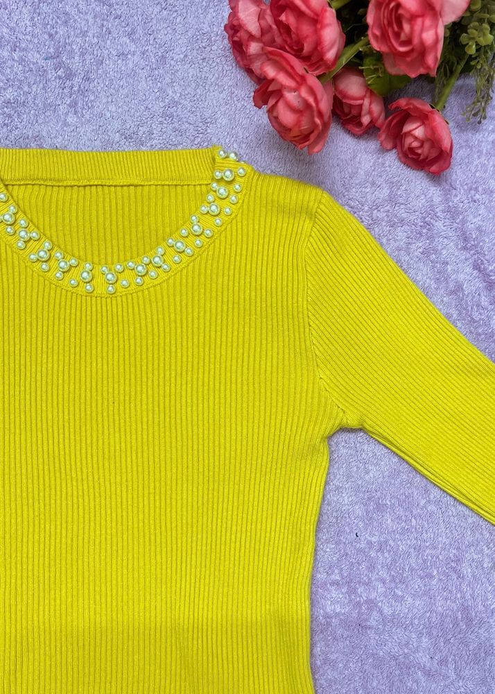 Yellow Top (Winters Wear)