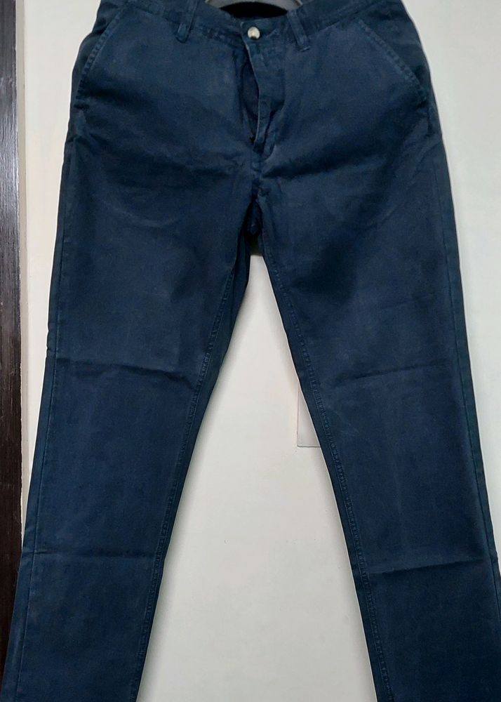 IZOD NAVY BLUE CHINOS