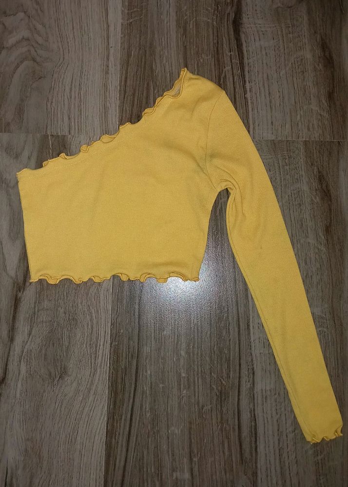 Yellow Ribbed Crop Top. (Stretchable)