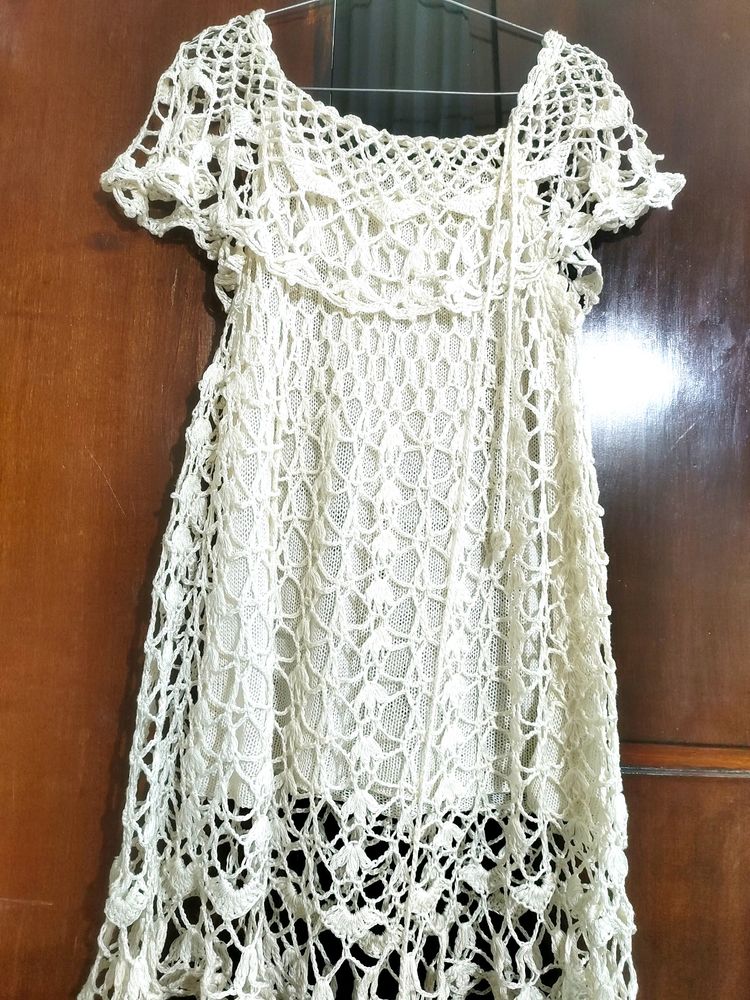 Price Drop⬇️Beautiful Crochet top New Without