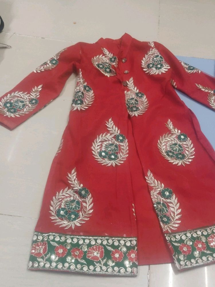 Red Kurti