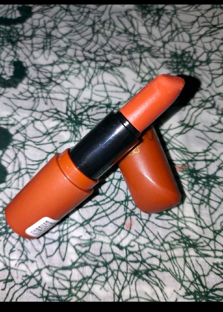 Insight Coral Lipstick