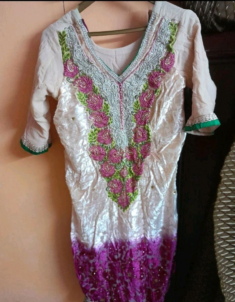 Beautiful Party Suit With Salwar