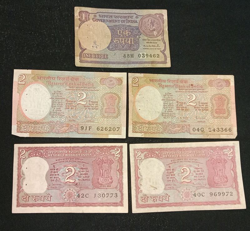 Old Indian Currency- 2rs Notes And 1rs Note(5notes