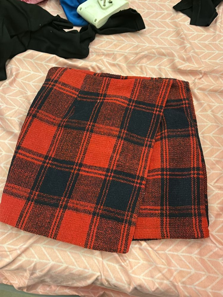 beautiful plaid skirt