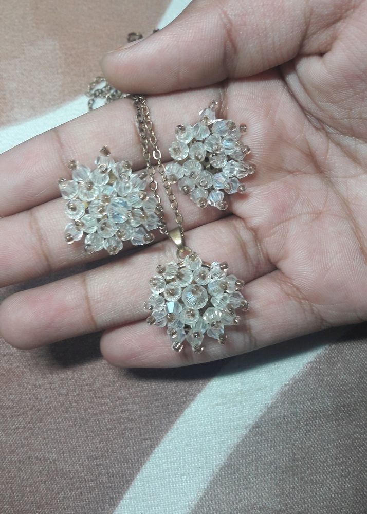 Pendant Earing Set