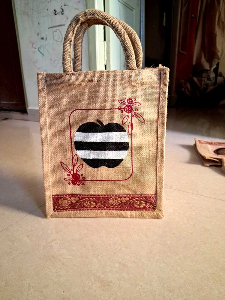 Hand-painted Jute Lunch/Shopping Bag