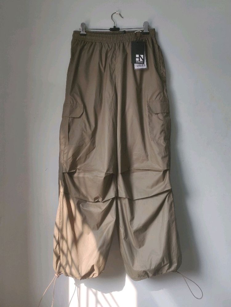 BAGGY PARACHUTE CARGO PANTS