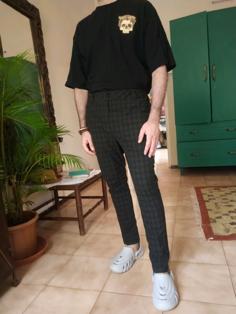 Black Check Fitted Stylish Trousers