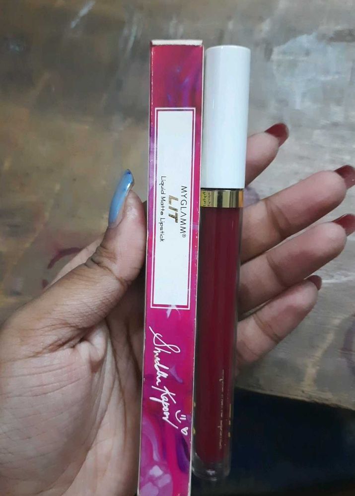 My Glamm Liq Lipstick At Cheap Deal