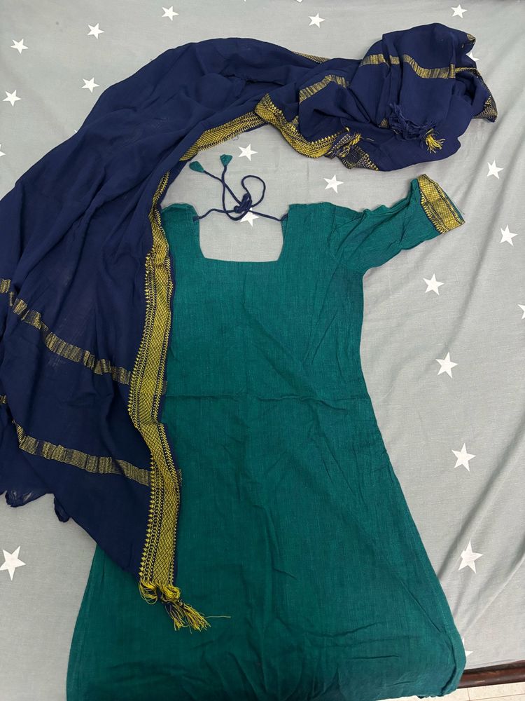 Handloom Kurta With Dupatta