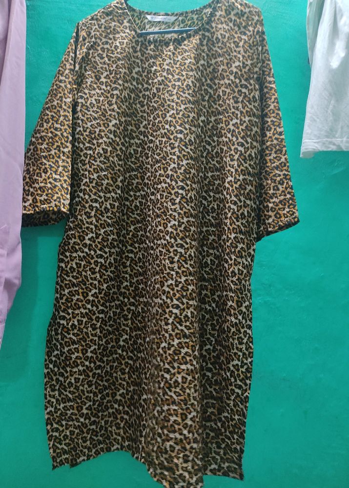 Leopard New Top