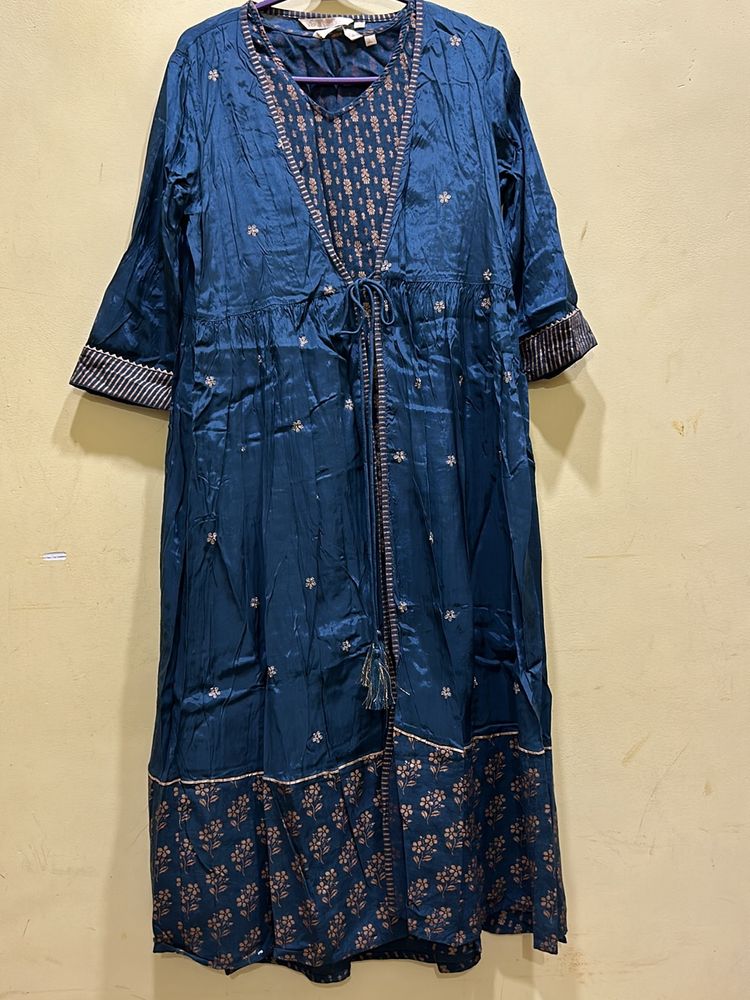 Avaasa Teal Floral Layered Kurta With Tie-up SizeL