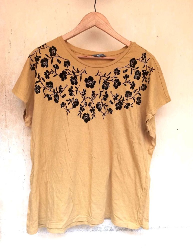 Mustard Neckline Designer Top (Women)