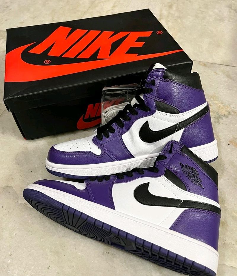 NIKE AIR JORDAN 1 COURT PURPLE 2.0 UK 7.5 (42)