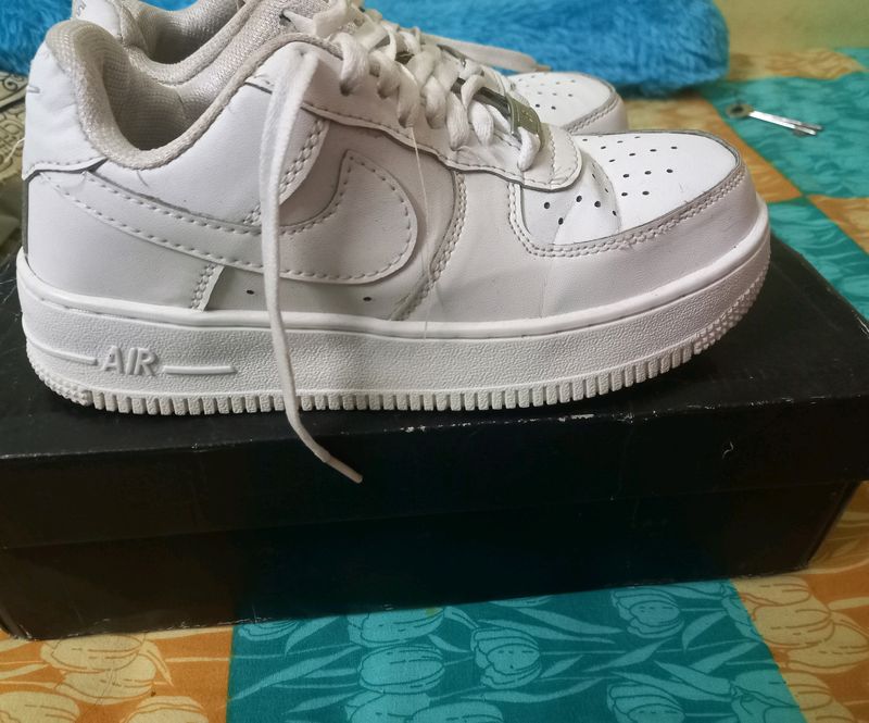 Original Nike Airforce Sneaker For Women.