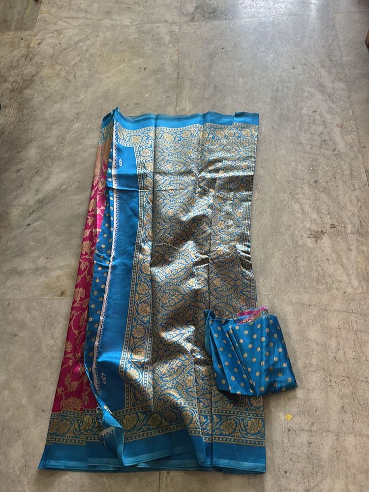 Blue Saree With Blouse Piece