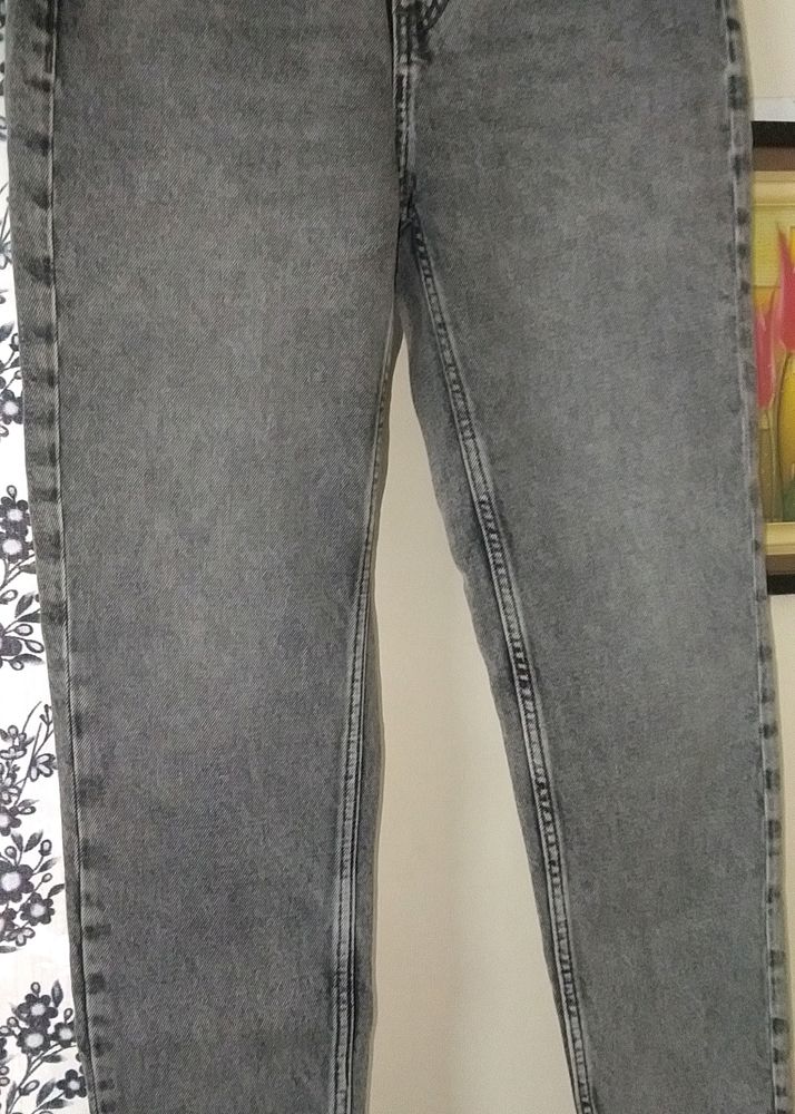 Ostin Women's Boyfriend Jeans Waist Size 30