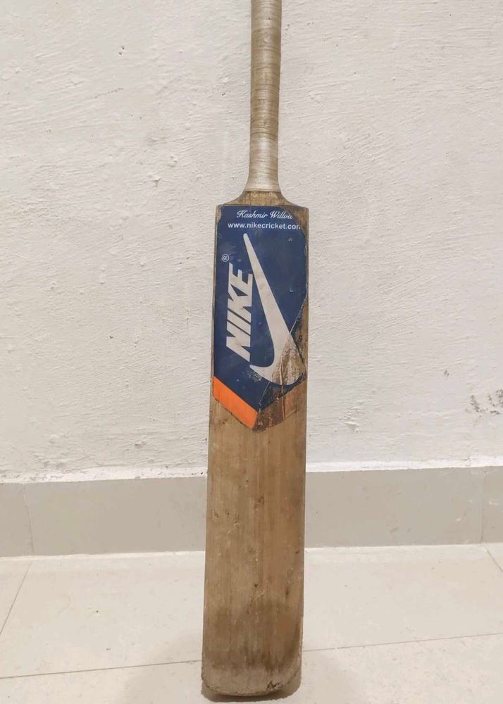 Sell My Like New ORIGINAL NIKE BAT..