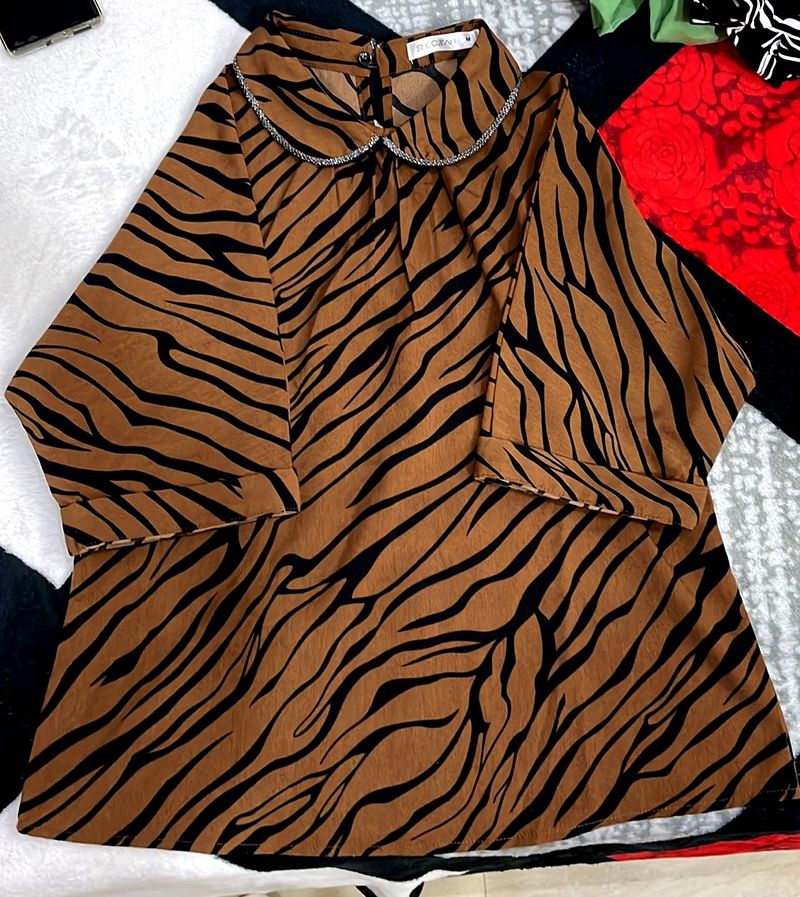 Tiger Print Top!