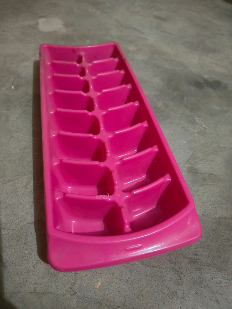 Ice Cube/Freezer Tray💥