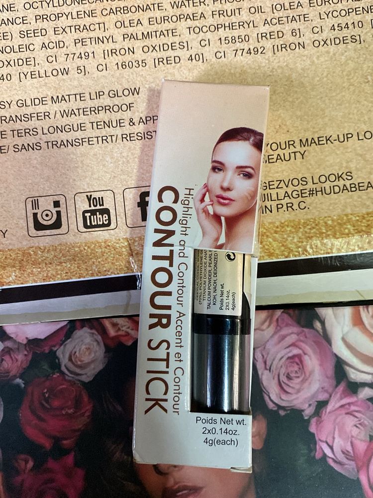 Dual Contour And Highlighting Stick