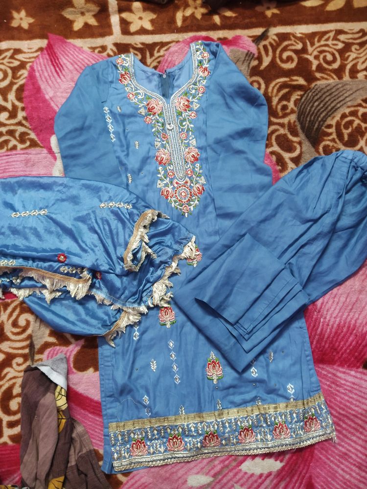 Cyn Kurta Set