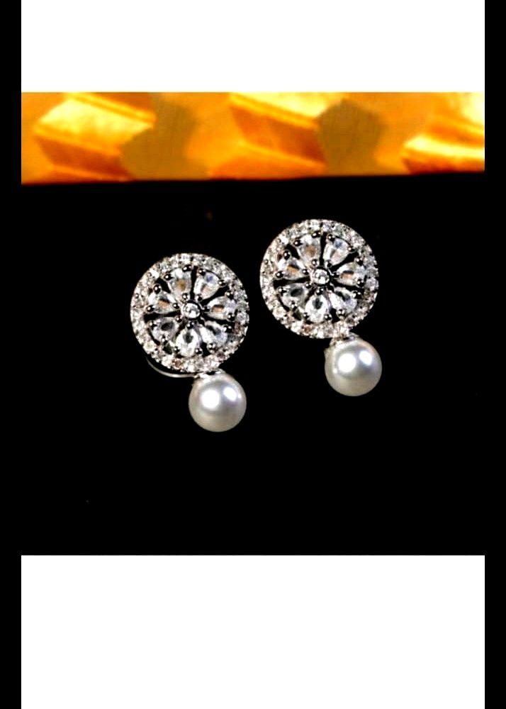 Alluring Earrings For Womens