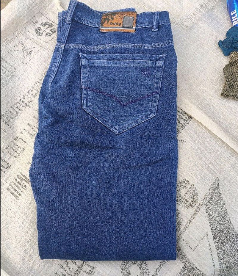 Men's Neavy Blue Jeans Like New