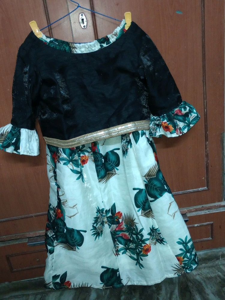 Ethnic Wear Lehanga Choli For Women 🦋✨