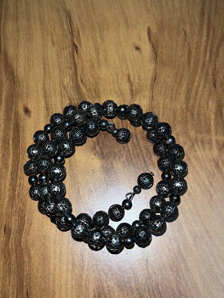 Black Metal Spiral Bracelet