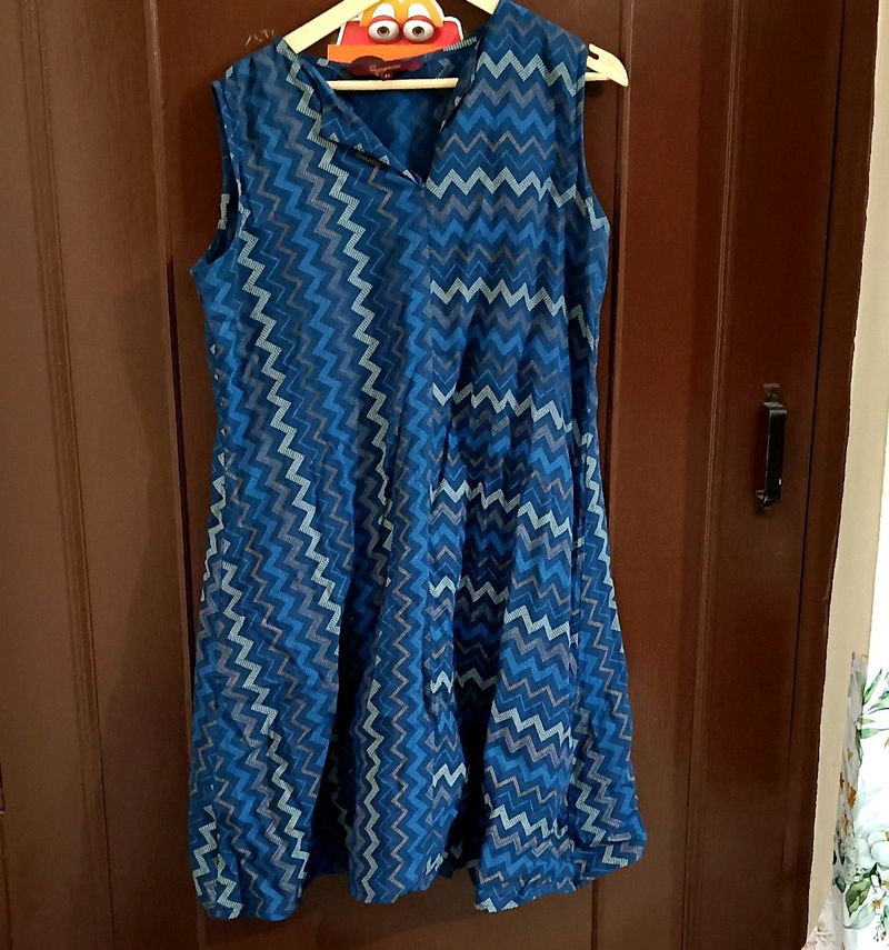 Navy Blue Zigzag Pattern Kurti