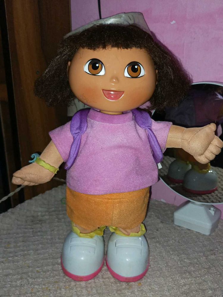 Dora 2001 Fisher price 6” Plush Vintage Good Condi