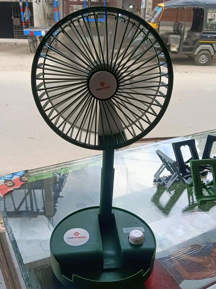 D/C Fan  Rechargeable