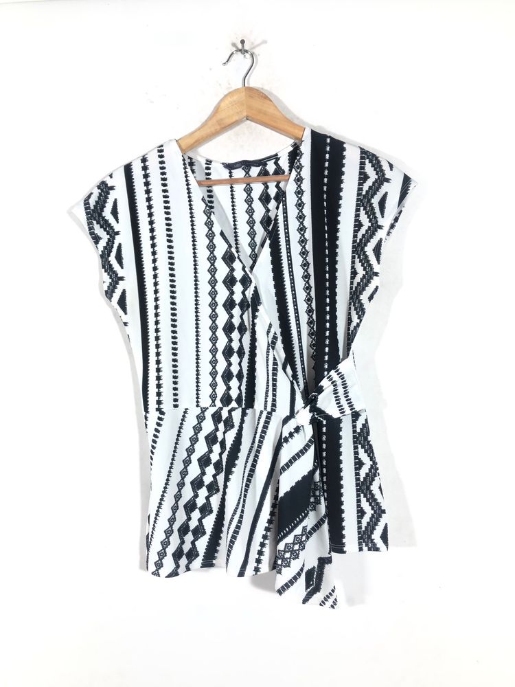 Jlack&White Printed Top(Women’s)