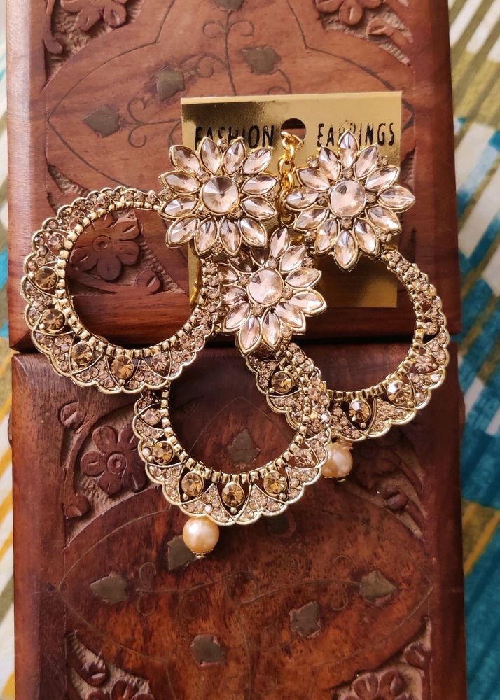 Gold Plated Kundan Earrings With Mang Tikka