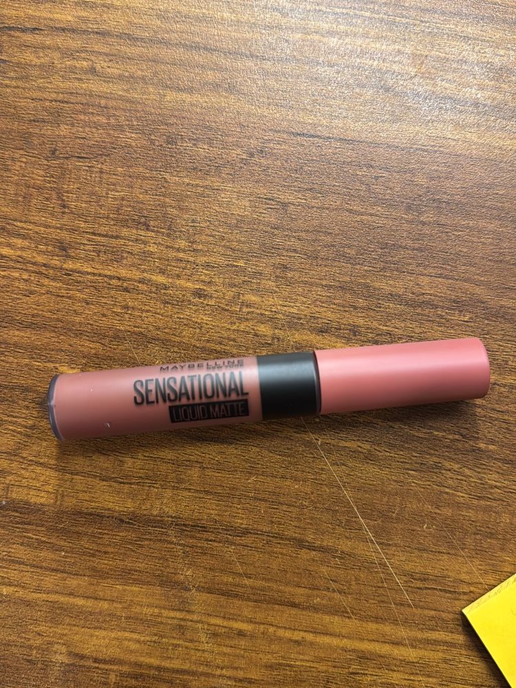 Brand new Maybelline lipstick (Nude nuance)