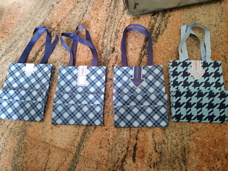 Small Gifting Bag 4