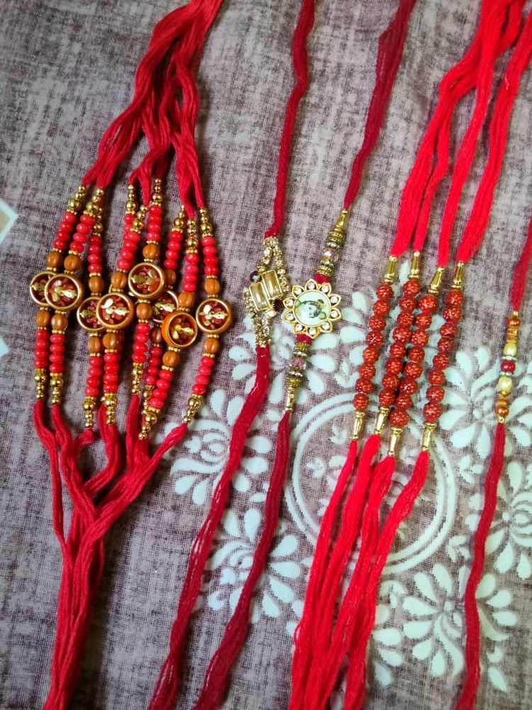 15 Rakhi