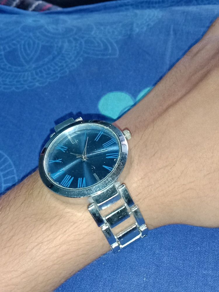 Watch ⌚( Suprise Gift 🎁  Two Days Only )