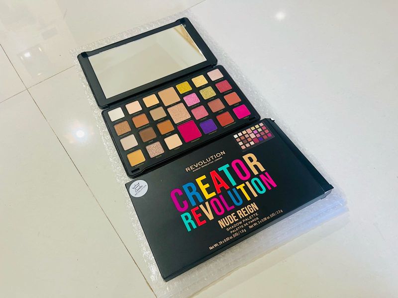 REVOLUTION CREATORLIMITLESS EYESHADOW PALETTE NUDE