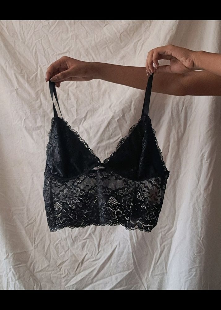 URBANIC BLACK BRALETTE