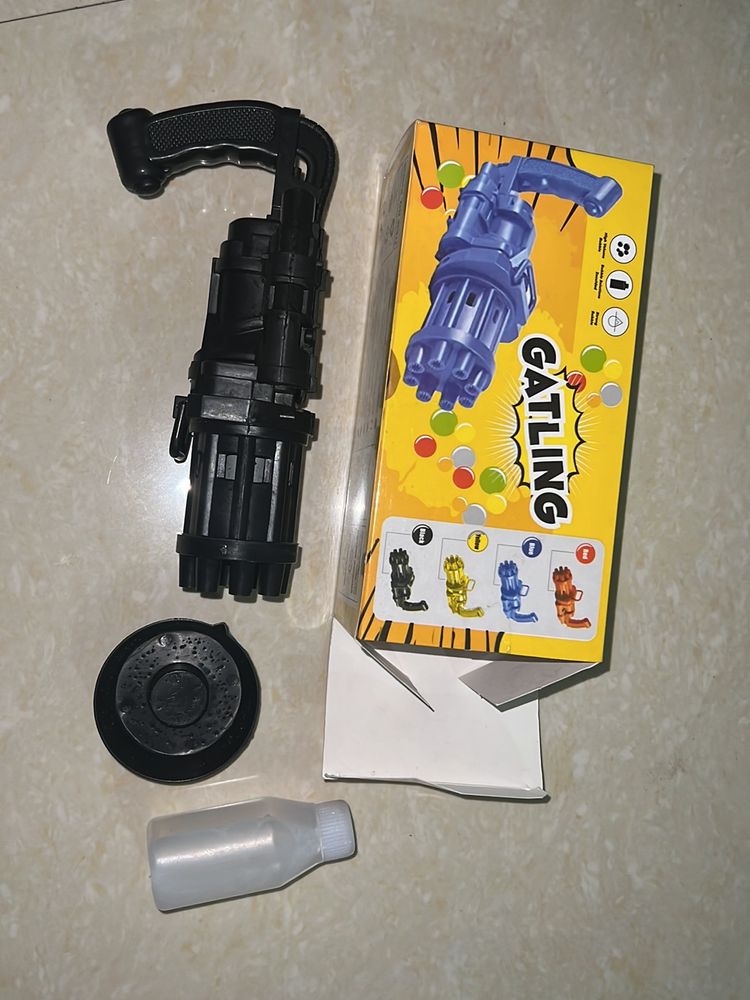 Bubble Gun With Solution (unused)