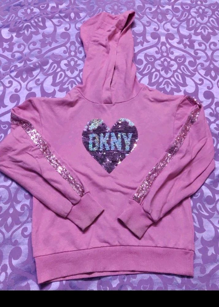 Sweatshirt For Girls.. Winter Essentials