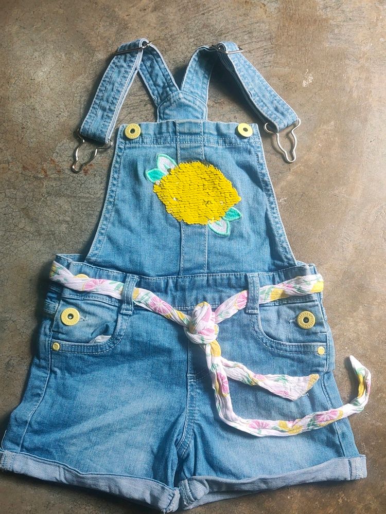 Dungri Jeans Short For Girl