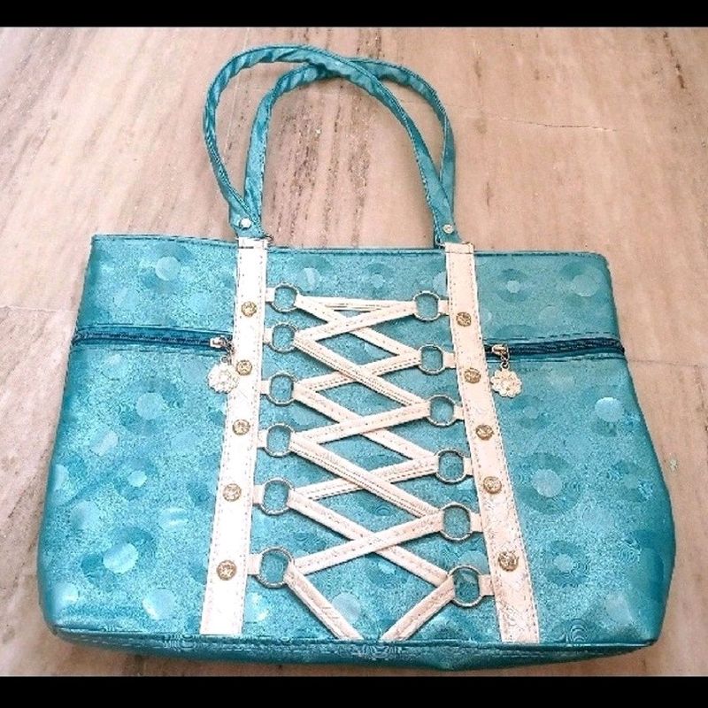 Pretty Handbag 👜