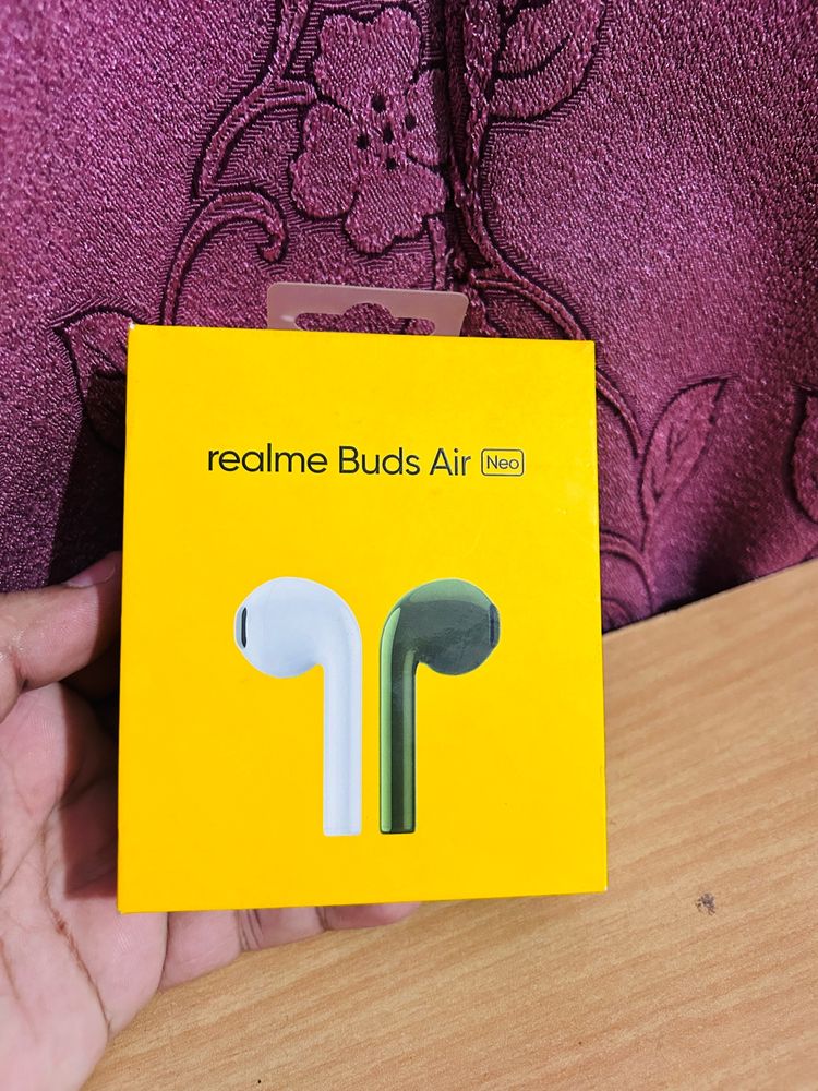 Real Me Air Neo Bluetooth