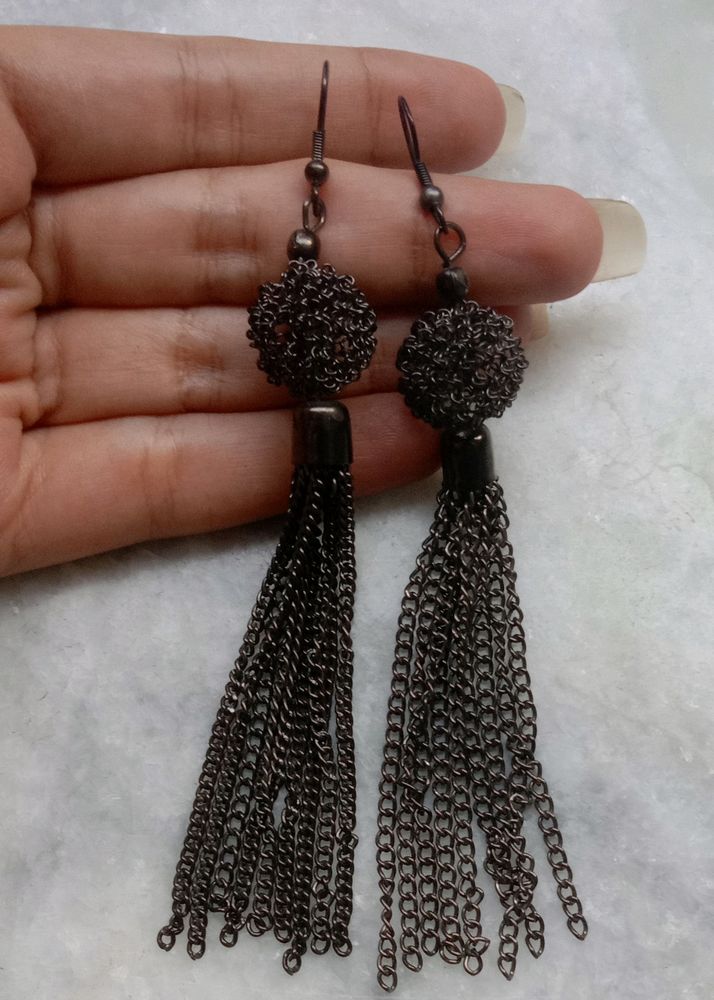 Black Metal Earrings🖤