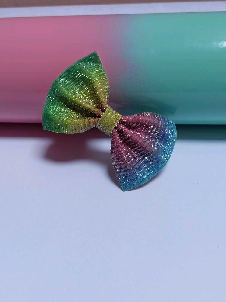 Multicolor Bow Clip