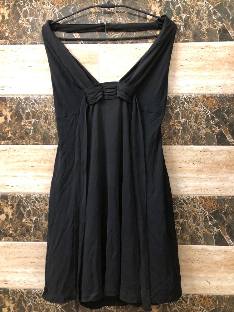 black polyester dress